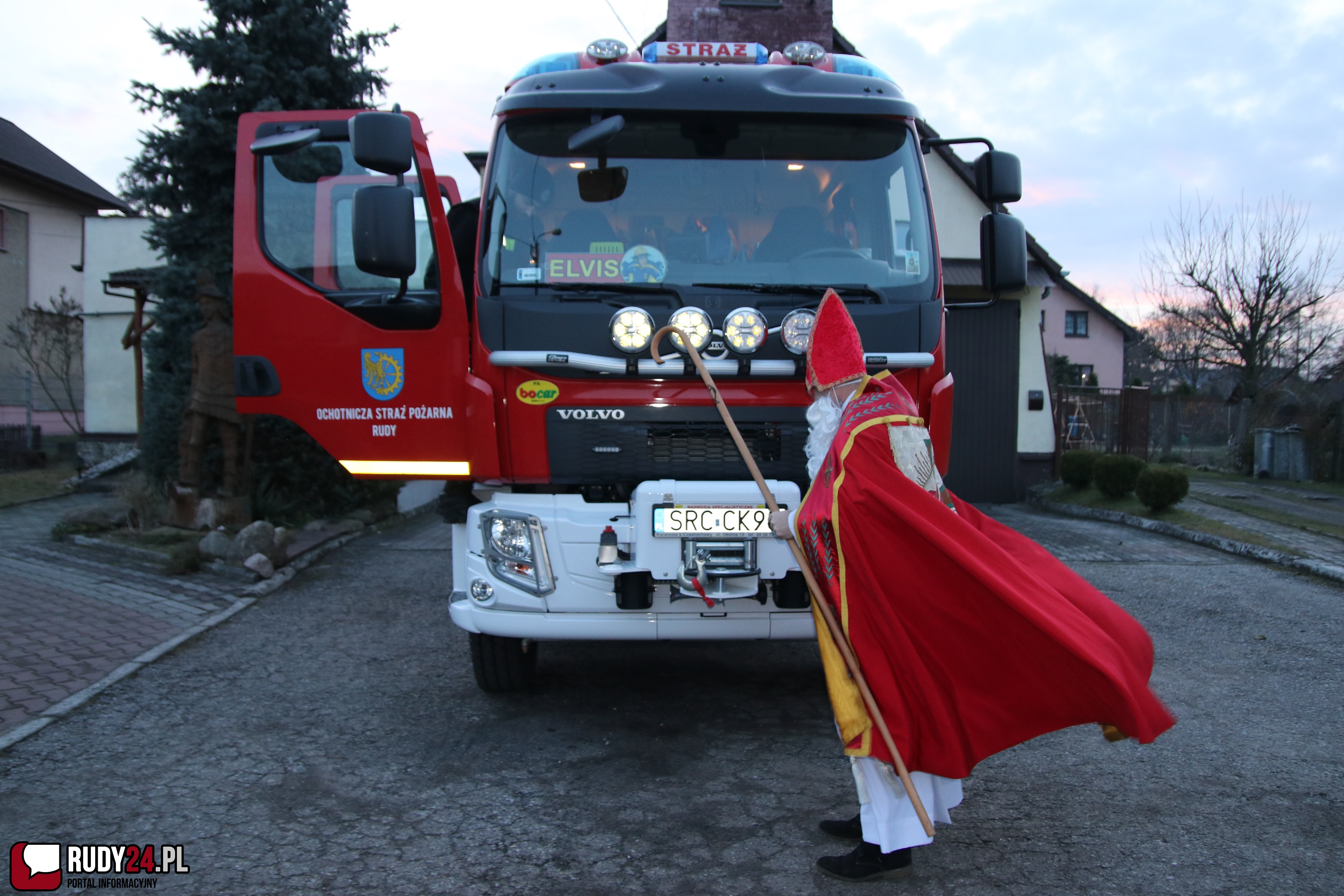 Św. Mikołaj odwiedzi dzieci z Rud przy pomocy strażaków z OSP RUDY 